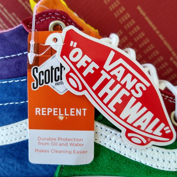 🔥HOST PICK🔥 VANS Stain Resistant SUEDE SK8-Hi - Picture 7 of 9